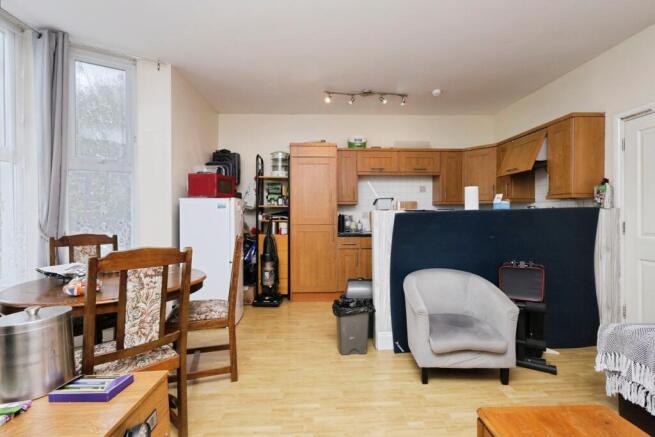 67 Pevensey Road, Eastbourne, BN21 photo 4