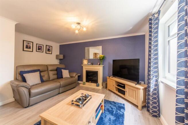 18 Hassocks Lea-14.jpg