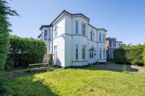 44, Southbank Road, Southport PR8 6QH
