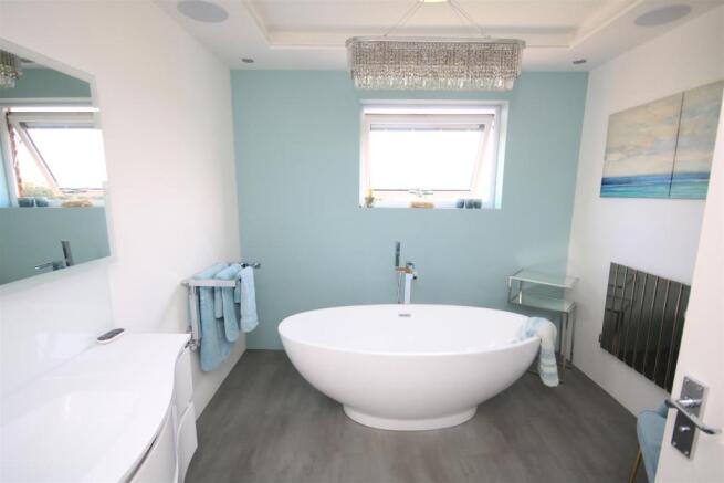 HOUSE BATHROOM