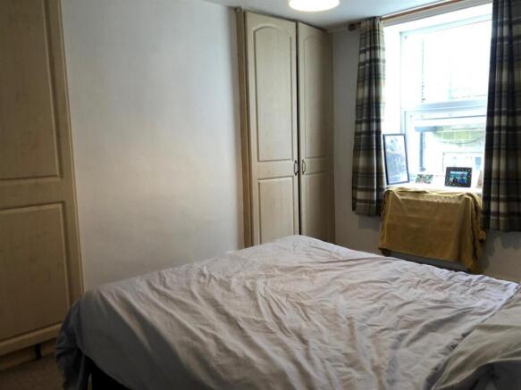 1 bed House to rent Image 8
