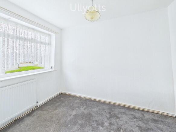 2 bed Semi-Detached Bungalow for sale Image 9
