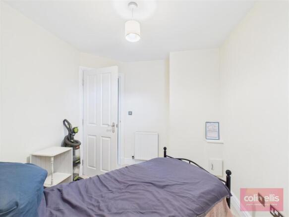 2 bed Flat for sale Image 8