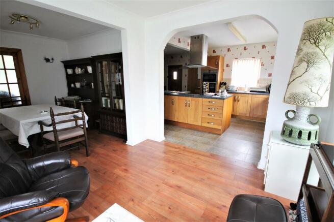 Kitchen/dining area