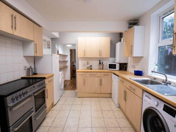 40_St_Martins_Road_C