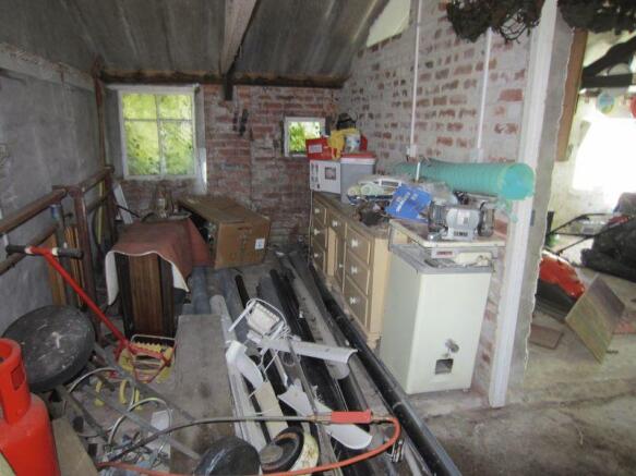 Rear Store (Games
