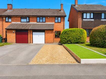 Trelawney Drive, Tilehurst, RG31