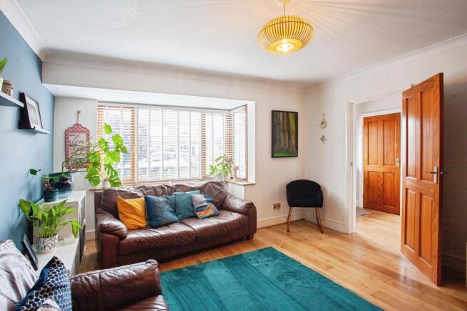 3 bed Semi-Detached for sale Image 6