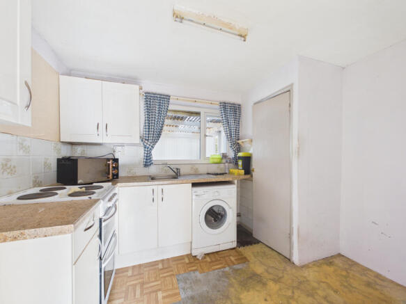 CAM01354G0-PR0685-STILL002