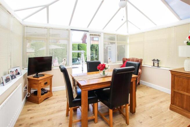 HALF BRICK & UPVC DOUBLE GLAZED CONSERVATORY