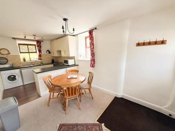 2 bed End of Terrace for sale Image 4