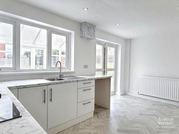 3 bed Link Detached House for sale Image 6