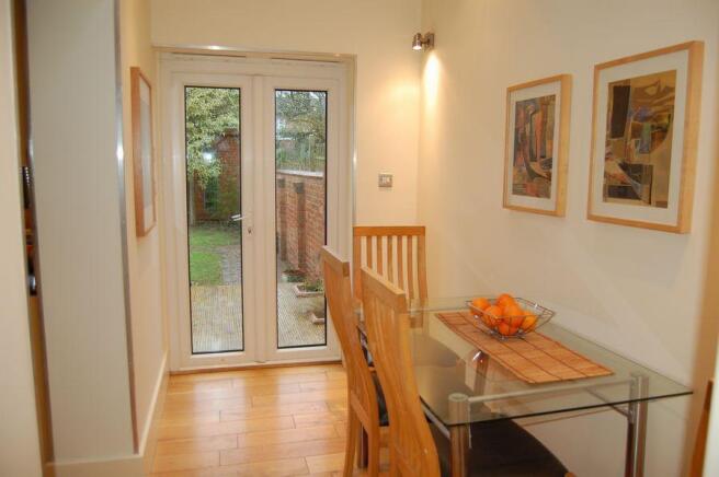 BREAKFAST ROOM