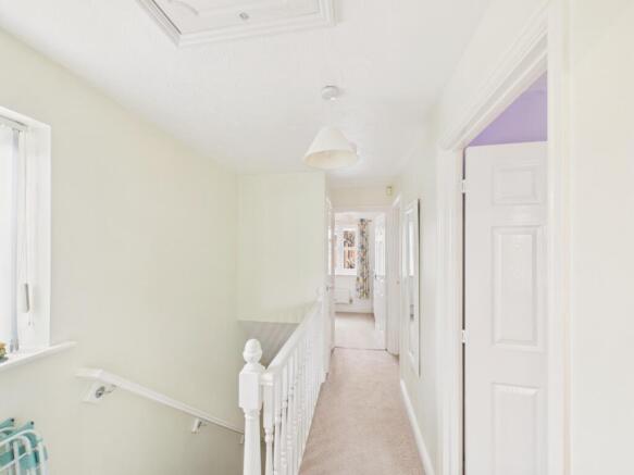 3 bed Semi-Detached for sale Image 10