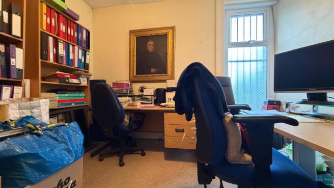 WhatsApp Image 2025-11-28 at 14.51.19 (7).jpeg