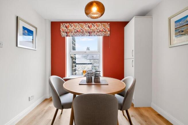 2 bed Apartment for sale Image 12