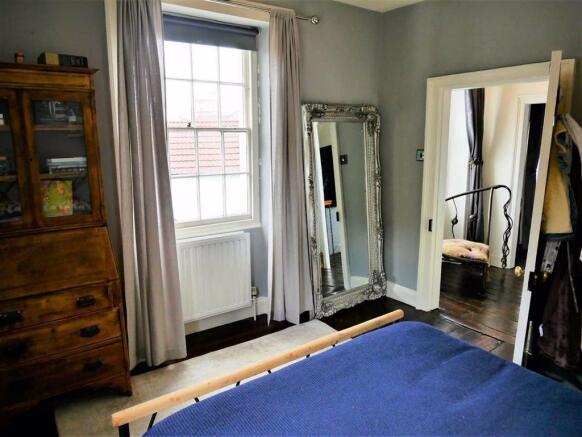 Photo 6