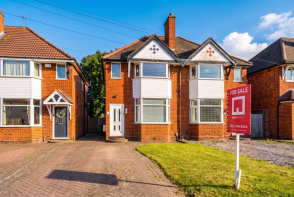 8, Shalford Road, Solihull B92 7NE