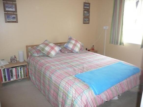 bed 1