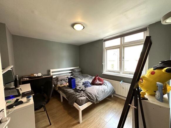 Photo 3