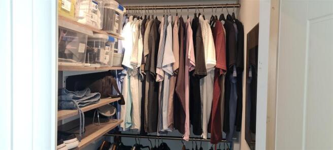 Wardrobe.jpg