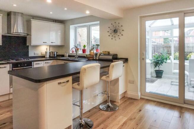 Kitchen/Breakfast