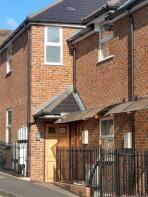 Apartment 8, 42a Holloway Mews, Armstrong Road, Egham TW20 0RW