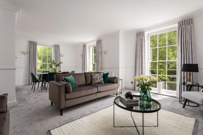 Sitting / Dining Room