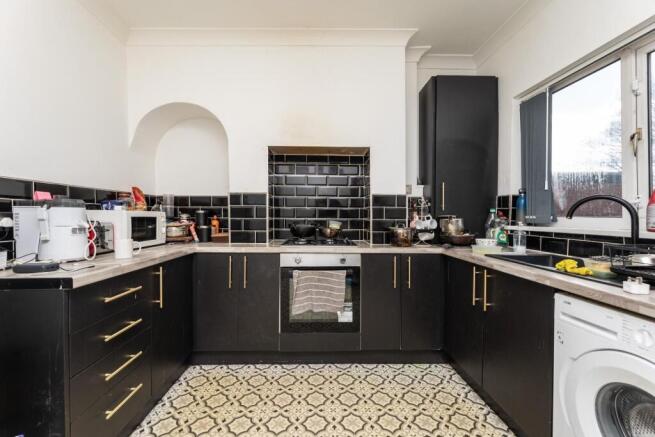 2 bed Terraced for sale Image 6