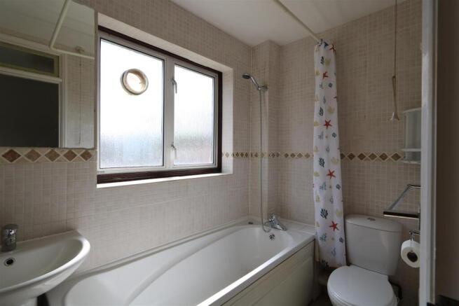 Bathroom.jpg