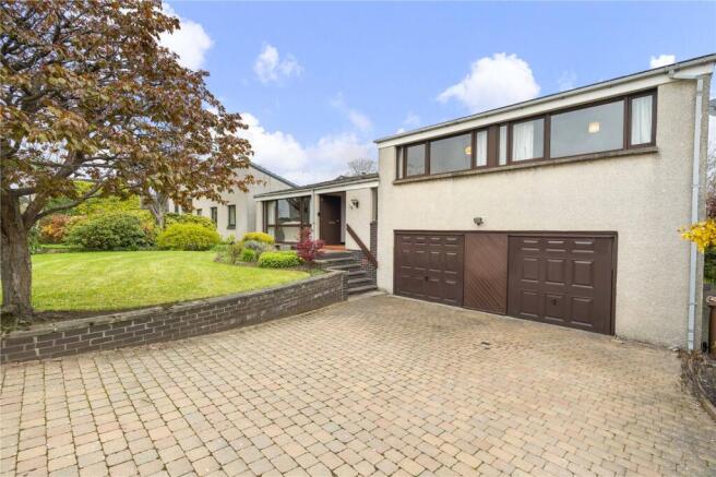 15 Burnbrae
