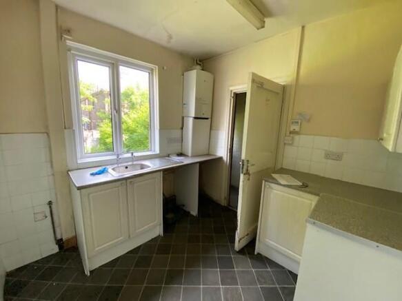 KITCHEN T202607011410.jpg
