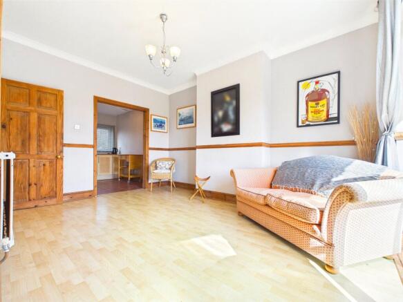 Ifton Terrace, Rogiet, Caldicot, Monmouthshire, NP26 photo 4