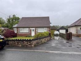 Dunheved, Derwydd Road, Ammanford SA18 2LX
