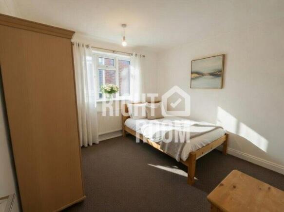 room-8-3-portswood-avenue-so17-2he-1064666