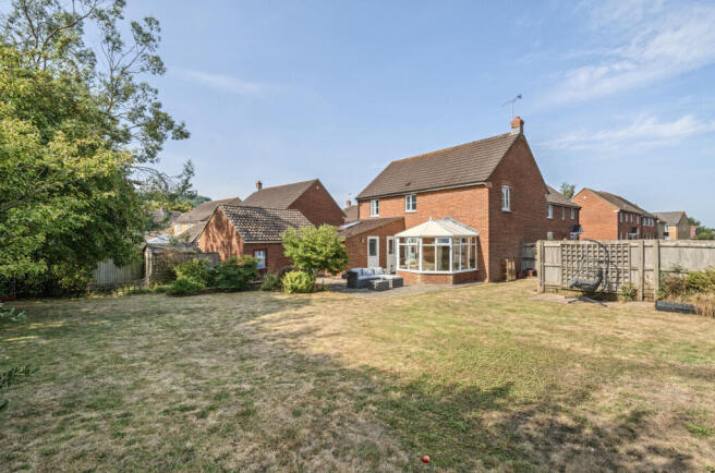 1328168-4-6899c21...