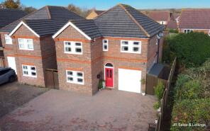 The Ranch House, 610, Hammondstreet Road, Cheshunt EN7 6PH