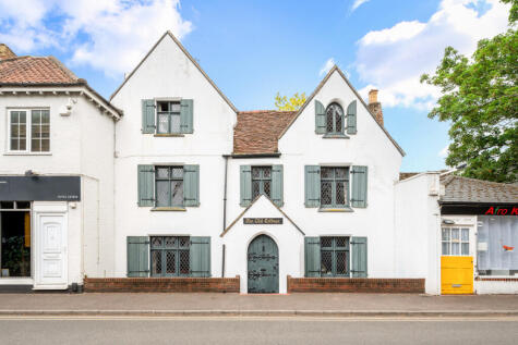 Bridge Street, Walton-on-thames, KT12