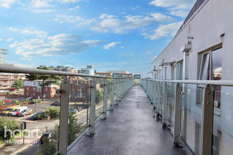 1 Kidwells Close, Maidenhead