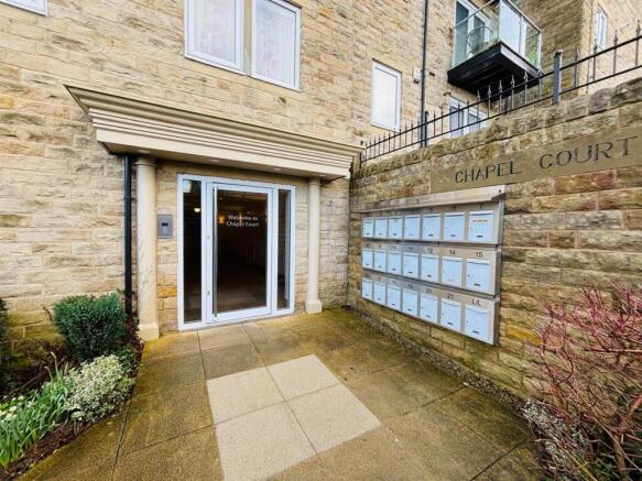 2 bed Apartment for sale Image 4