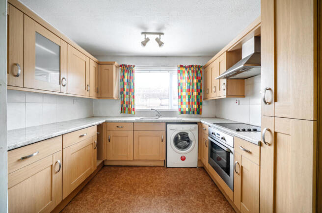 1373074-2-690b5b0...