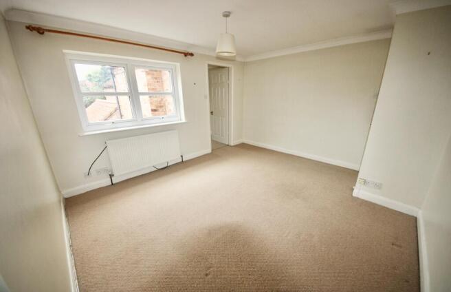 2 bed Detached to rent Image 4