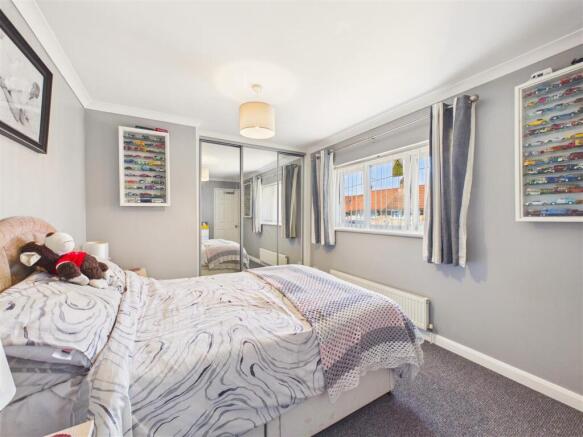 2 bed Semi-Detached for sale Image 6