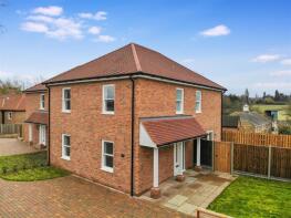 Silver Wold, Riverside, Eynsford DA4 0AE