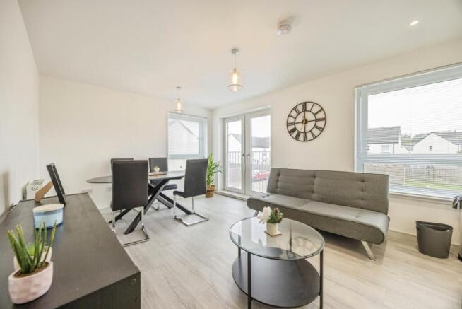 Living/Dining Area