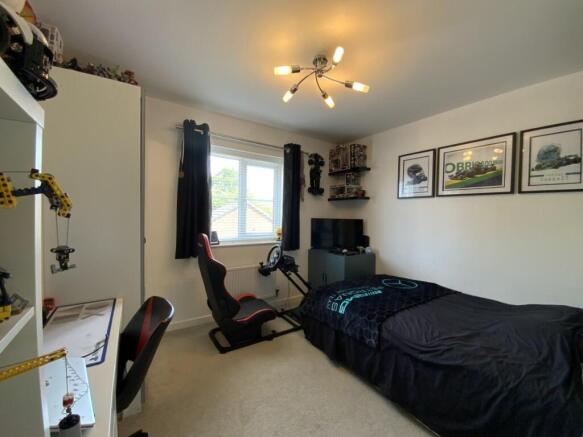 4 bed Detached for sale Image 10