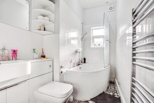 2 bed Terraced for sale Image 10