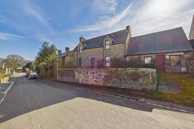 CAM04201G0-PR0062-STILL027