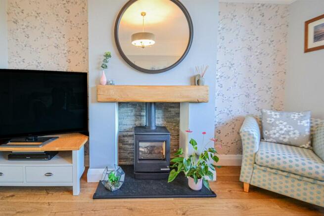 Lounge Stove