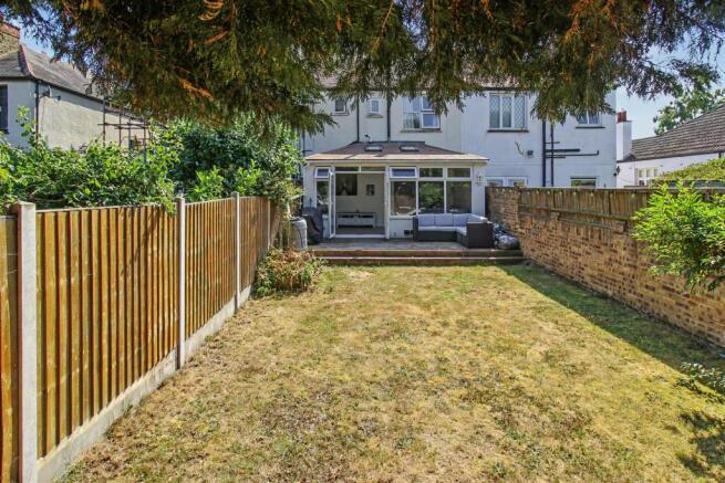 Rear garden 3.jpg